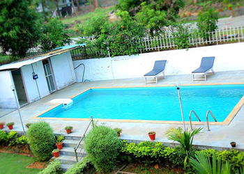 Ayurvedic Treatment Centre Swimming Pool